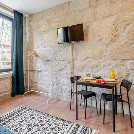 Hostwise - Stylish Sunny Flats Apartment Porto Exterior photo