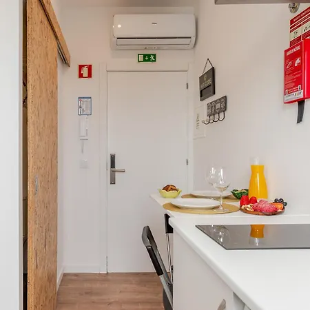 Hostwise - Stylish Sunny Flats Apartment Porto Exterior photo