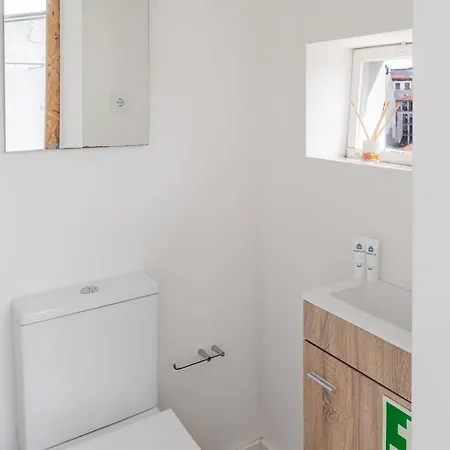 Hostwise - Stylish Sunny Flats Apartment Porto Exterior photo