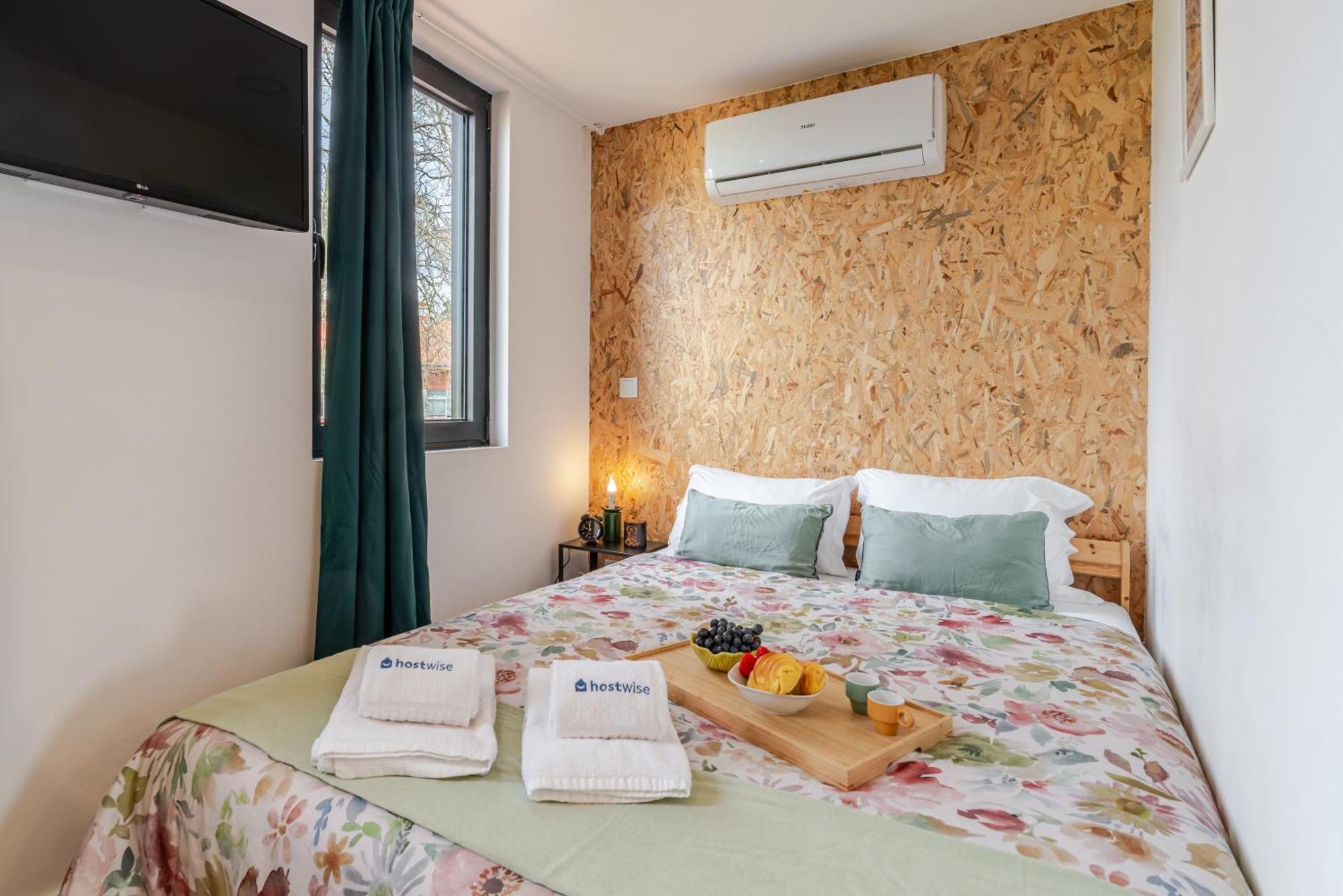 Apartment Hostwise - Stylish Sunny Flats Porto
