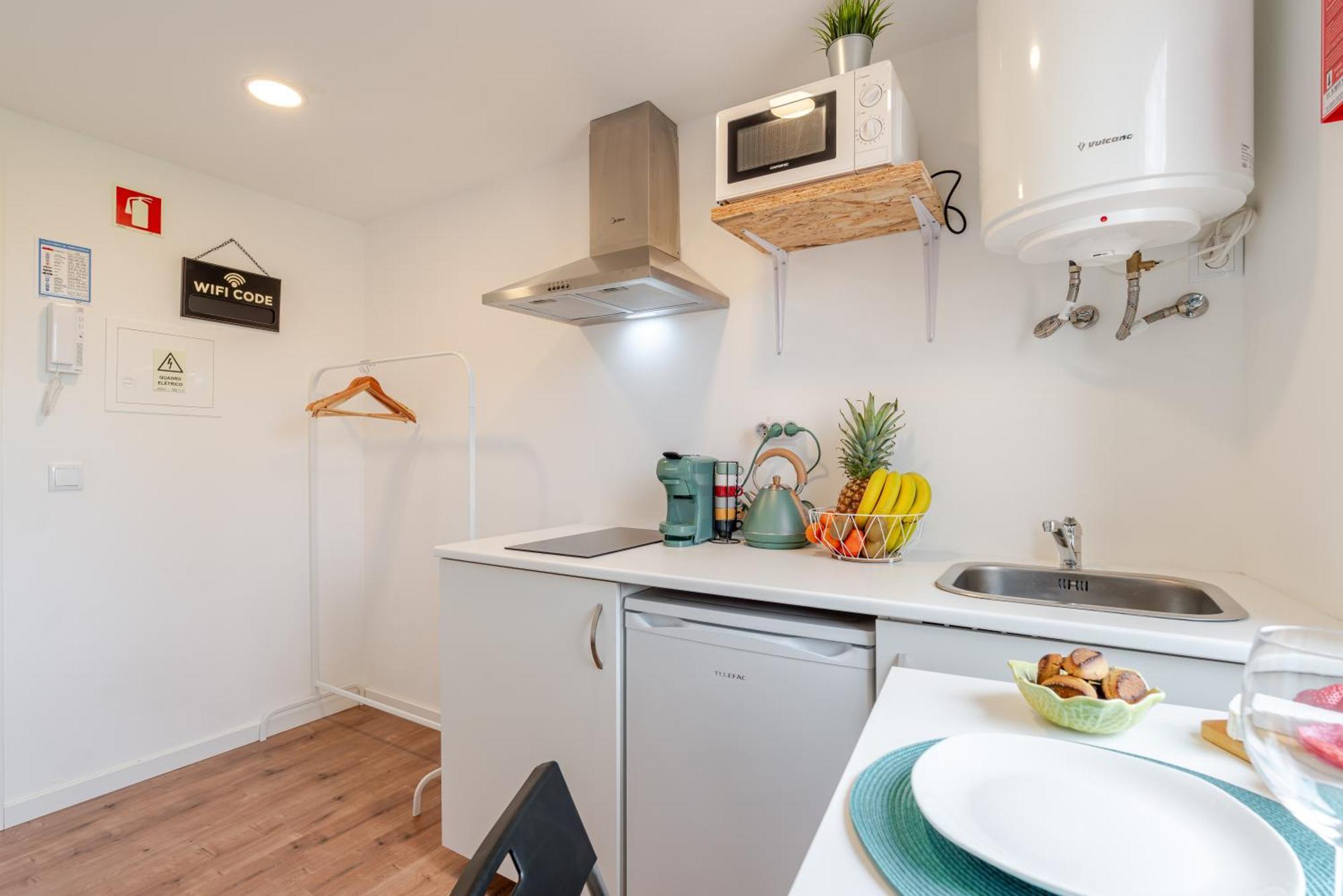 Hostwise - Stylish Sunny Flats Apartment Porto