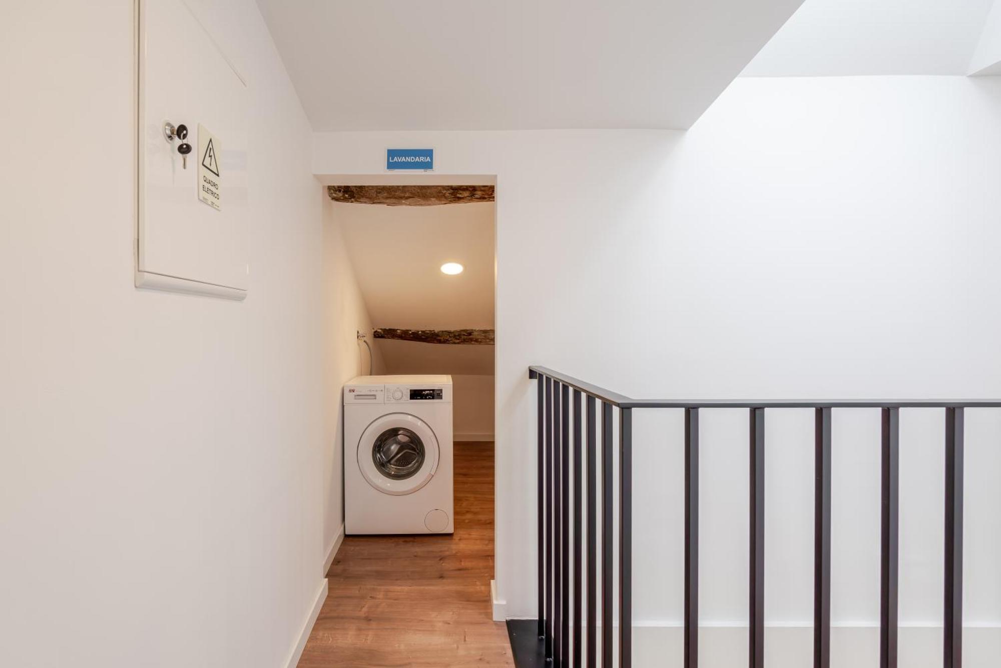 Hostwise - Stylish Sunny Flats Apartamento