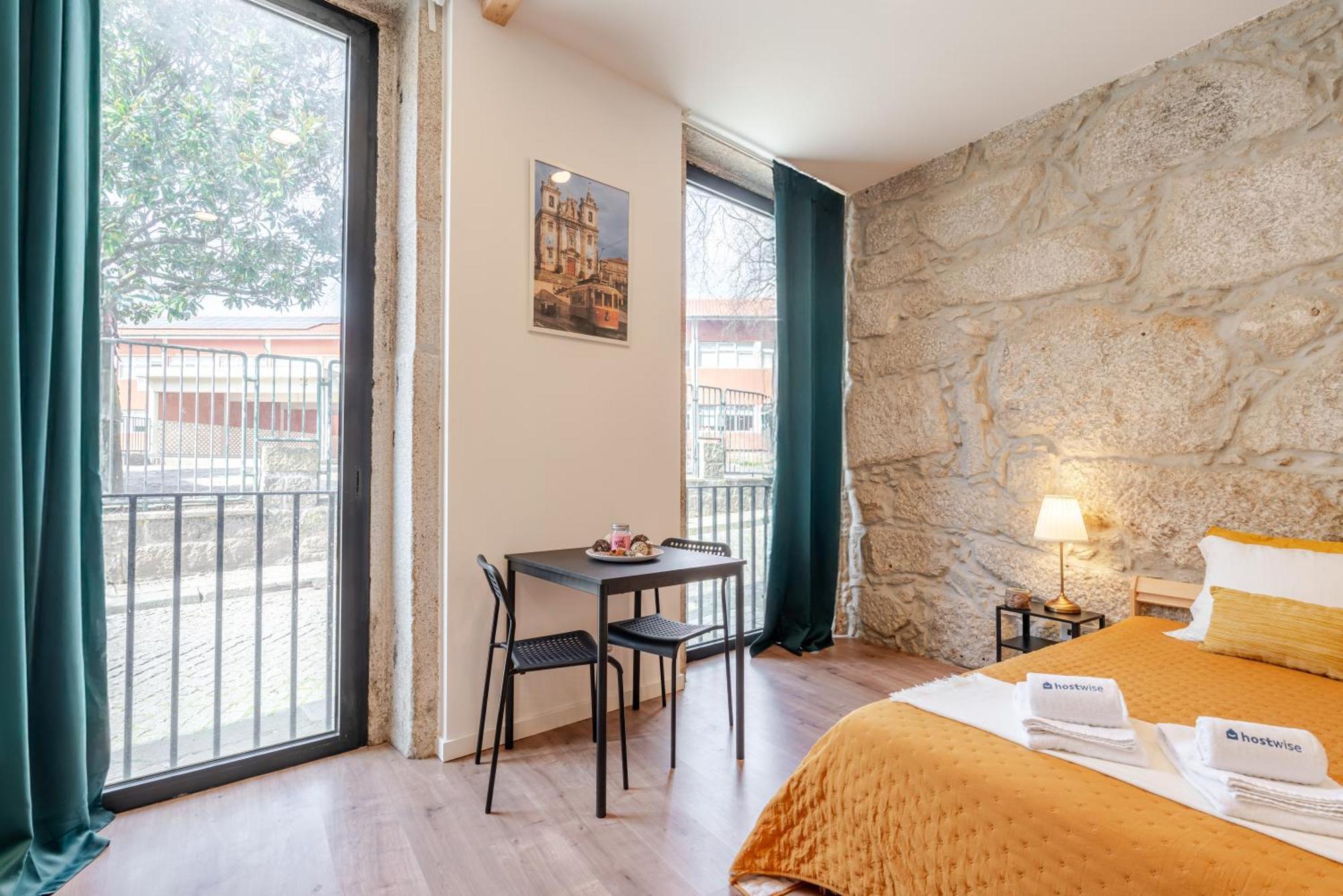 Hostwise - Stylish Sunny Flats Apartamento *