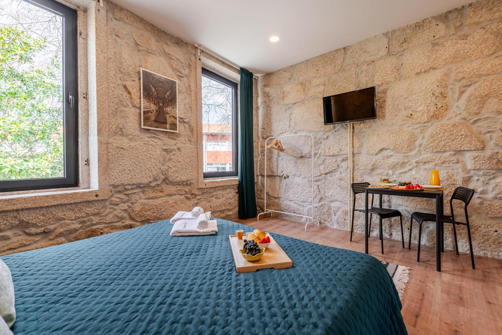 Hostwise - Stylish Sunny Flats Apartamento